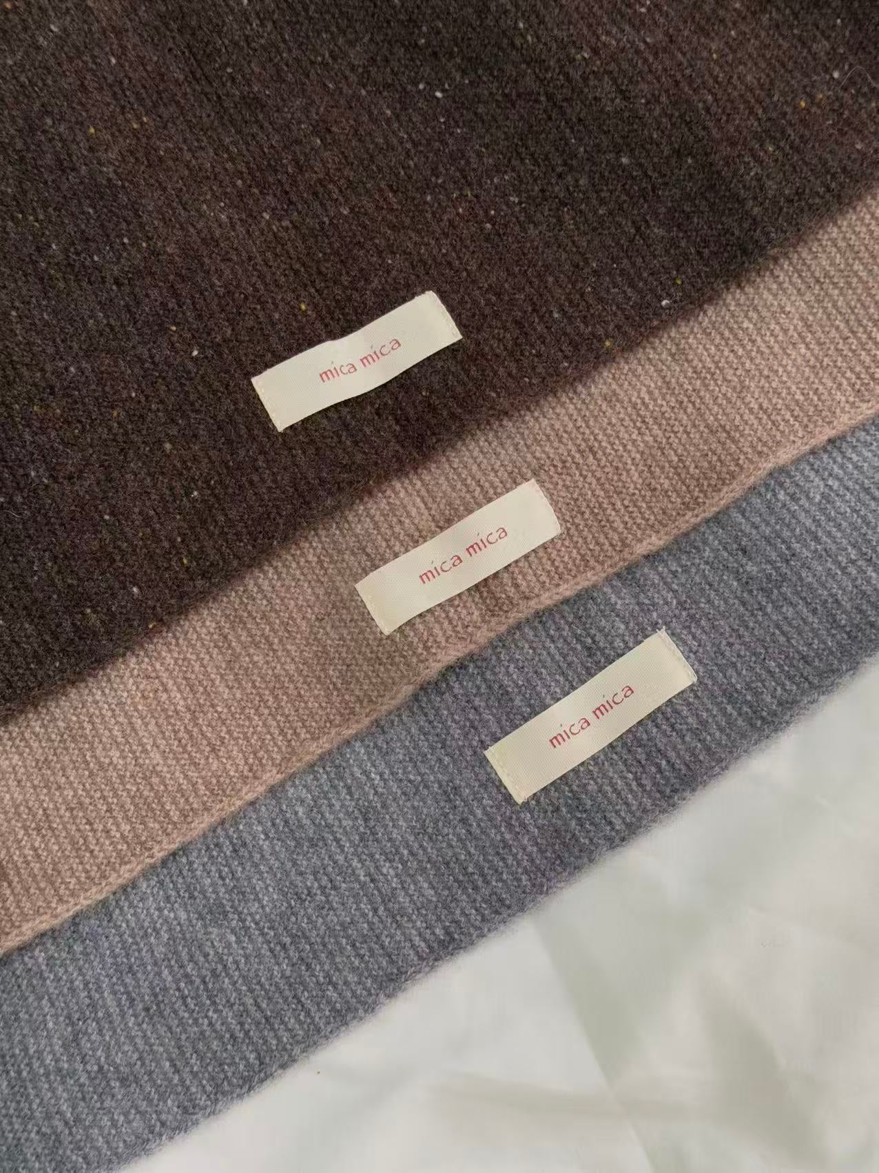 100%wool small triangle scarf