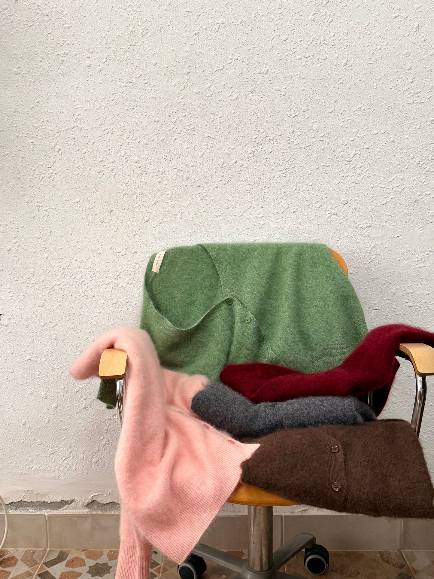 100%wool cardigan-long hair