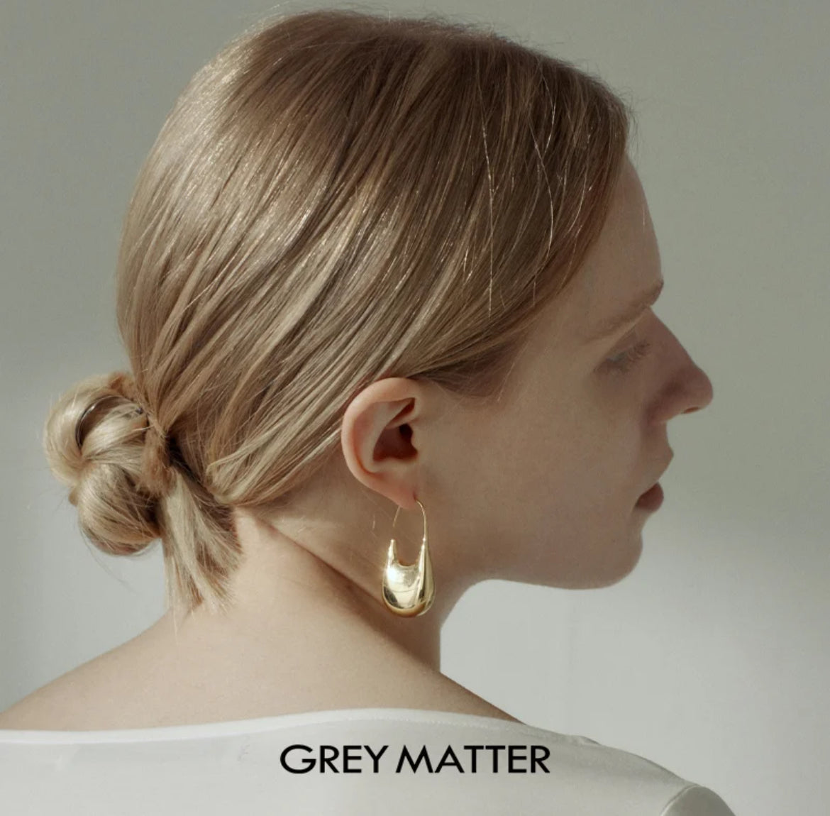 Curved lock earrings