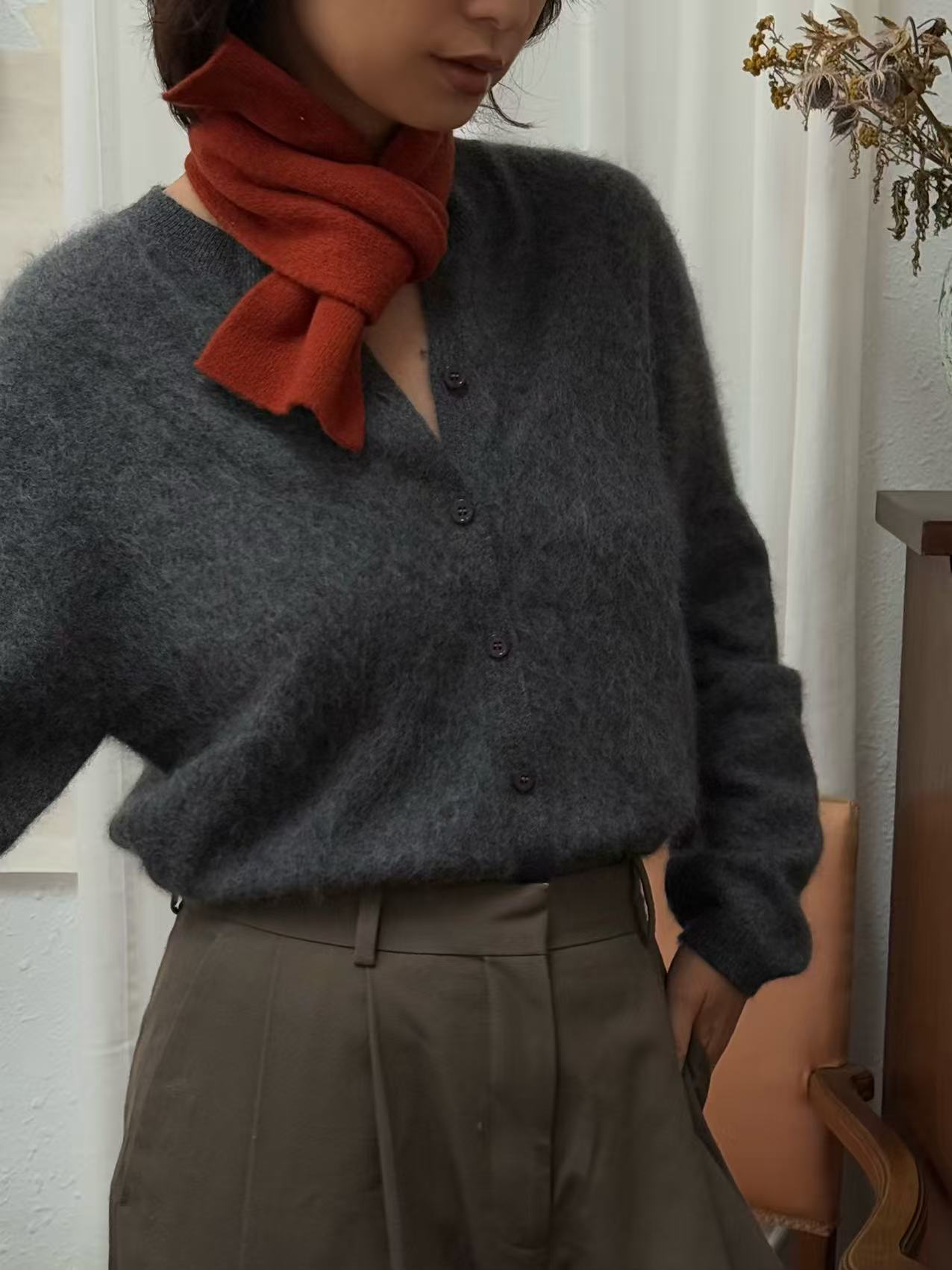 100%wool small scarf