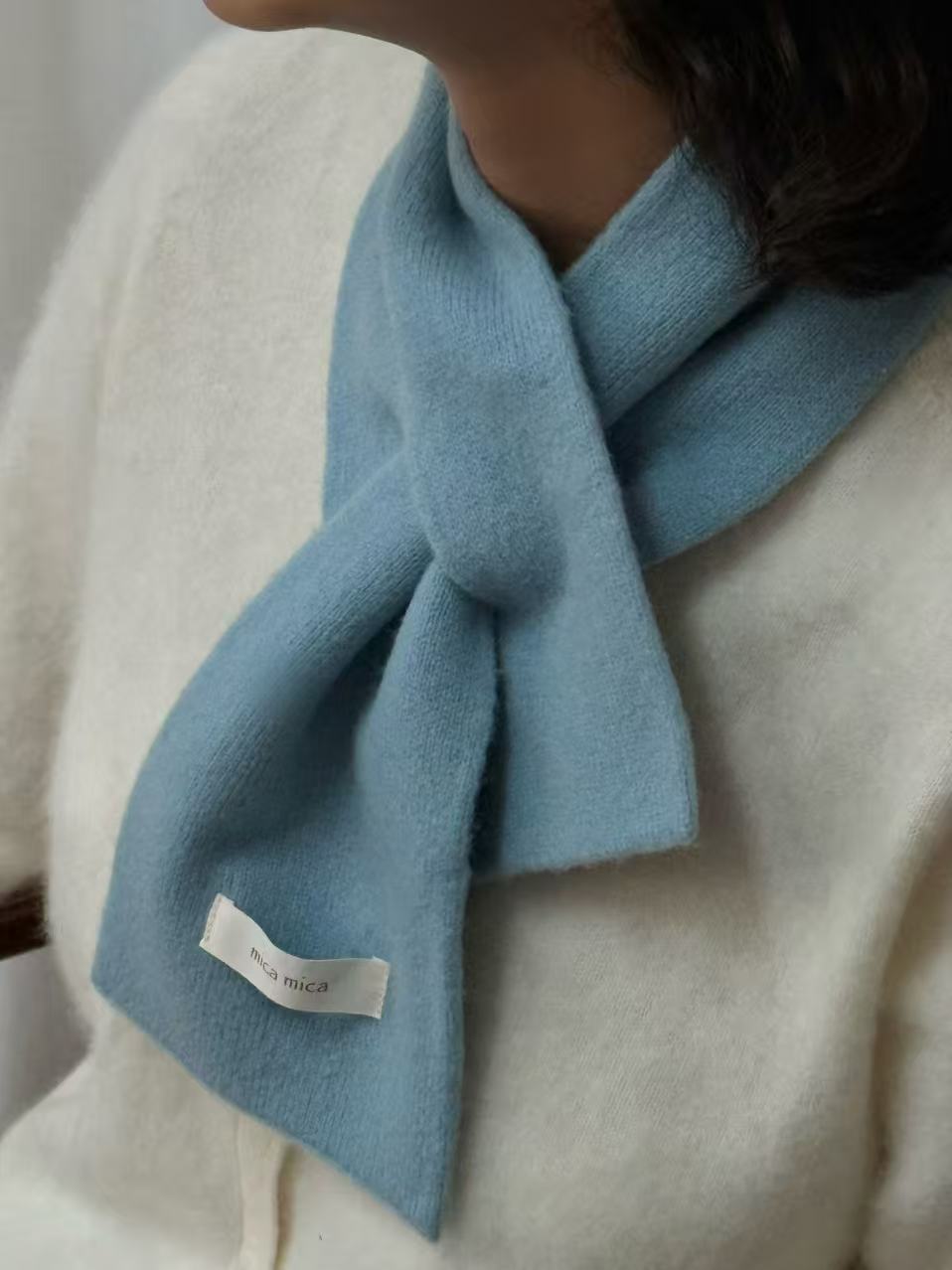 100%wool small scarf