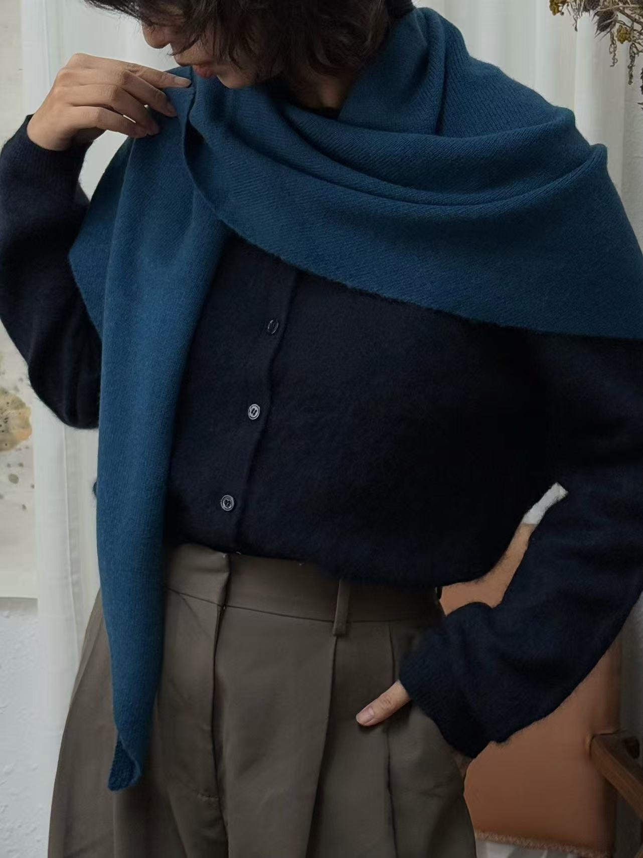 100%wool big triangle scarf