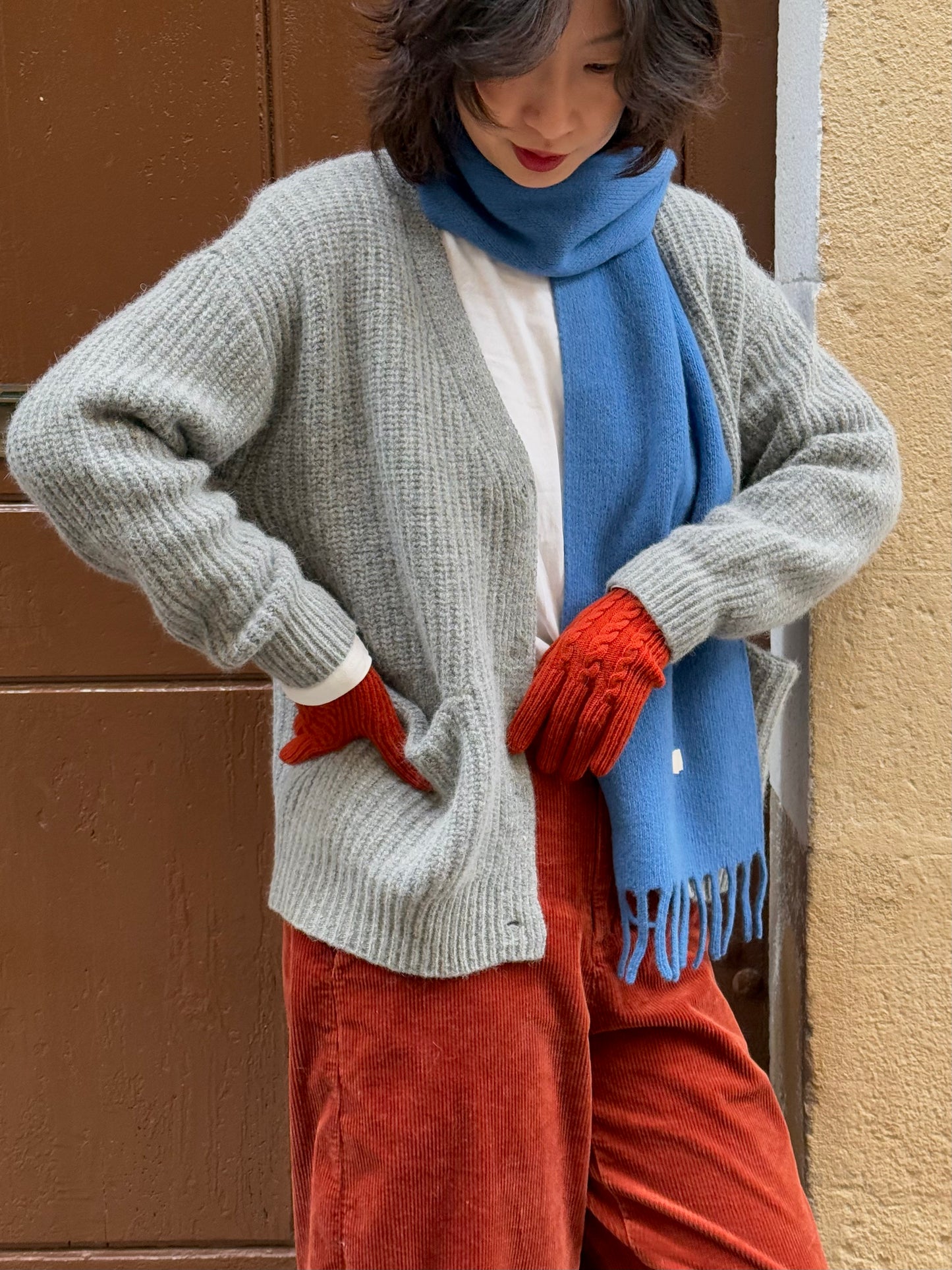 100%wool kintted cardigan