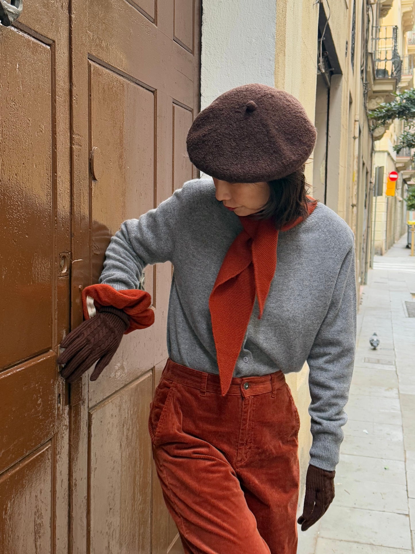 100%wool small triangle scarf