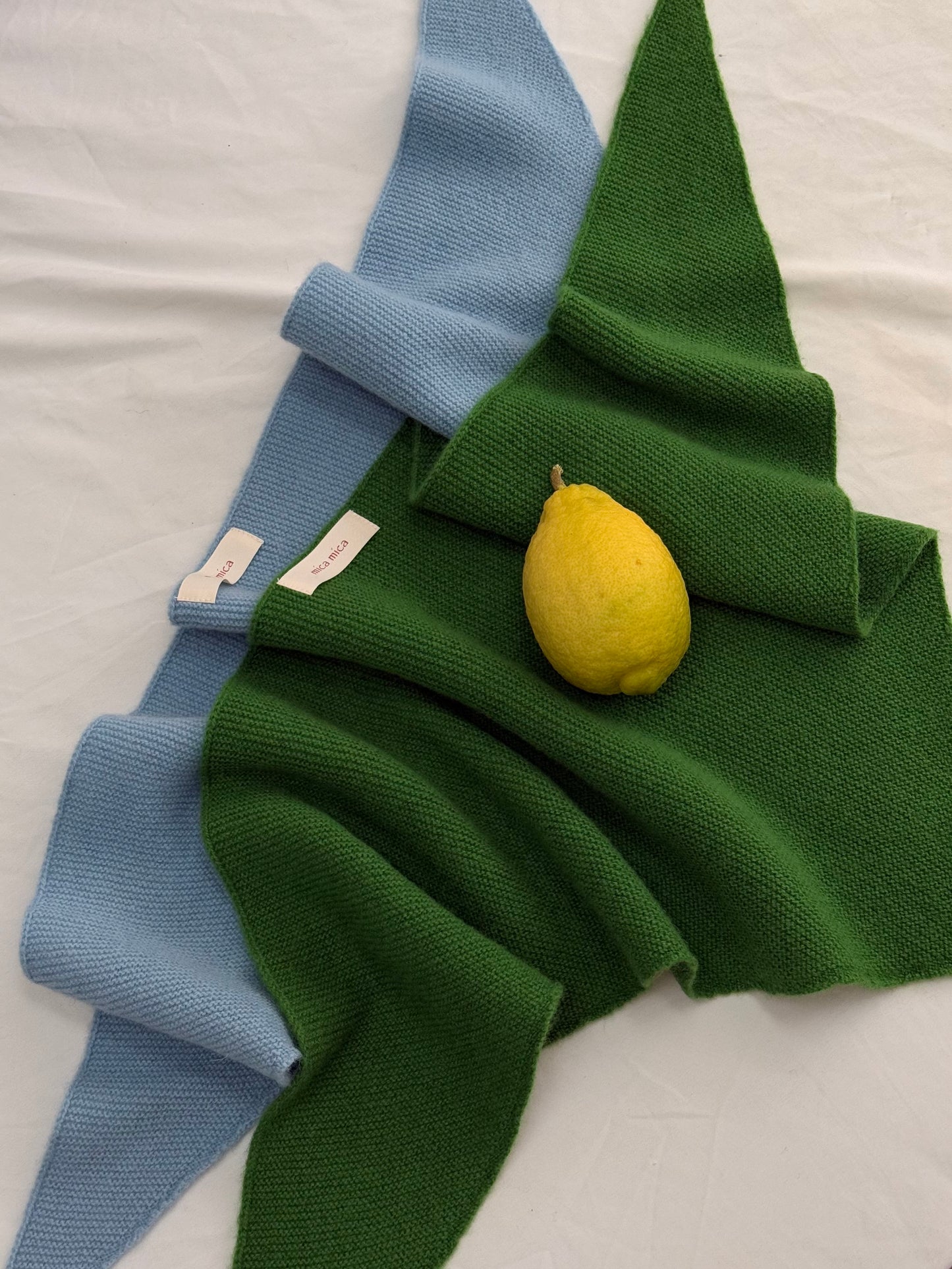 100%wool small triangle scarf